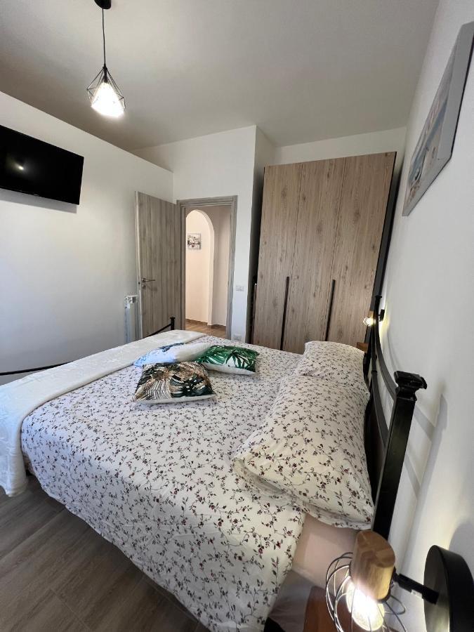 Waikiki House Apartment Passoscuro Ngoại thất bức ảnh